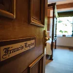 West Layton Manor B&B 5*