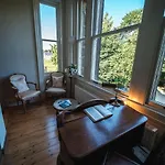 West Layton Manor B&B 5*