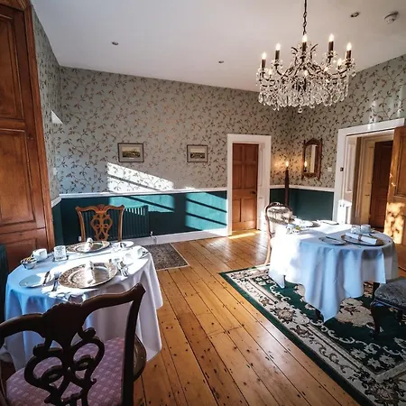 West Layton Manor 住宿加早餐酒店