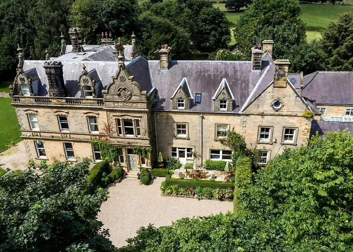 West Layton Manor Bed & Breakfast 5*