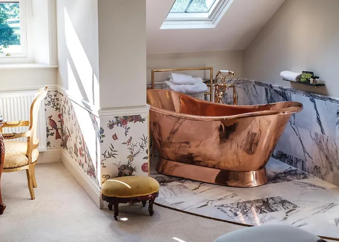 West Layton Manor Bed & Breakfast