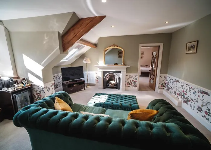 Bed & Breakfast West Layton Manor