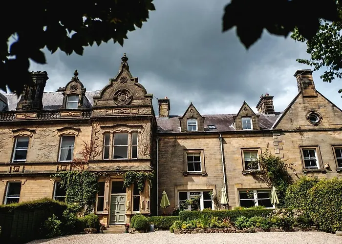 West Layton Manor Bed & Breakfast 5*